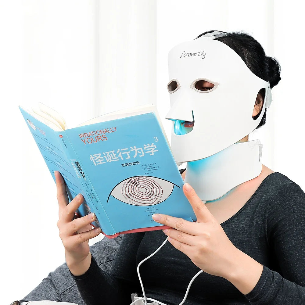 LED LIGHT THERAPY SKINCARE MASK